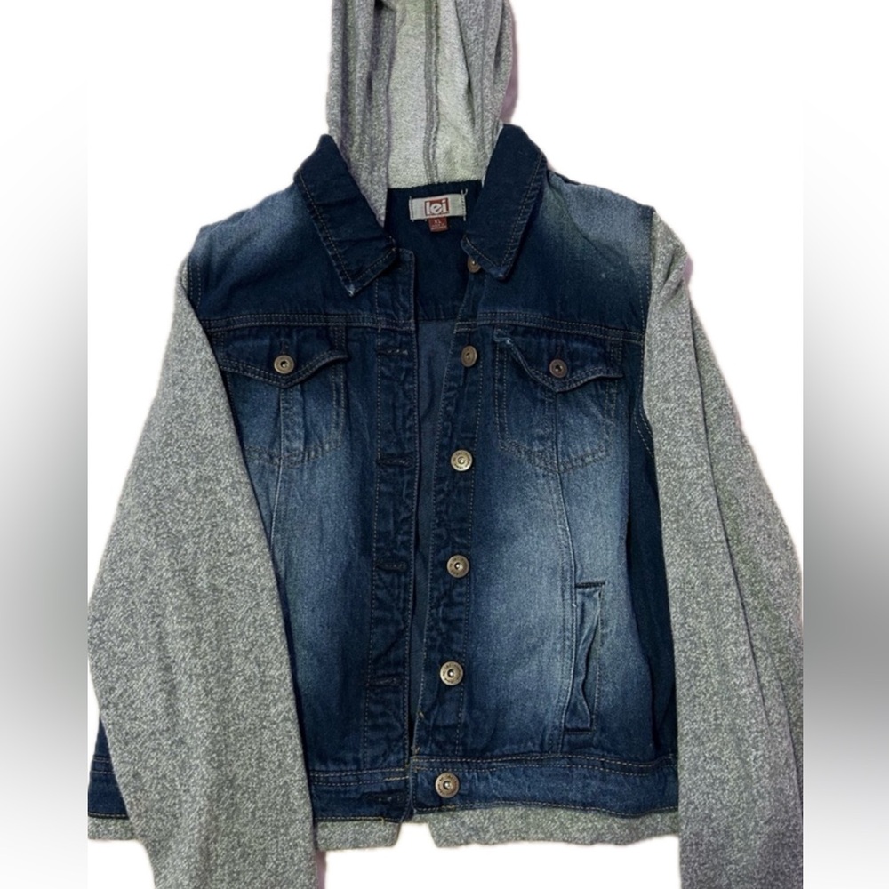 Denim Lei Jean Jacket with gray sleeves